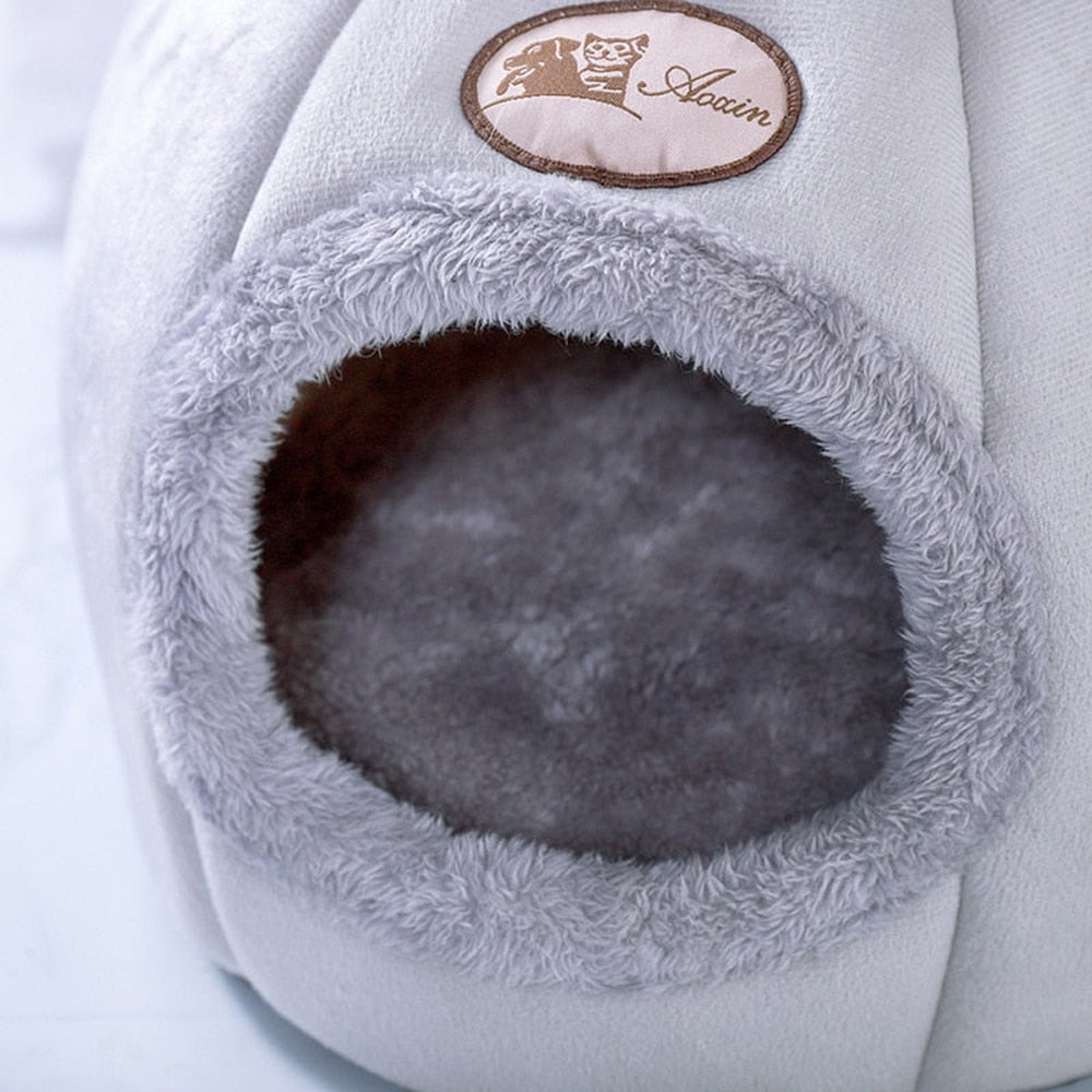 Deep Sleep Comfortable Cat Bed